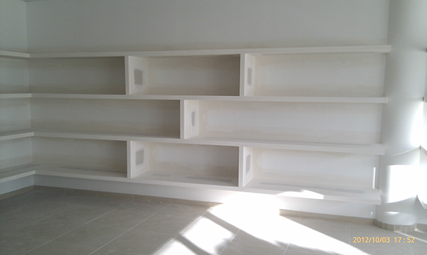 Muebles de pladur a medida para el comercio