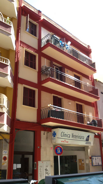 Fachada del edificio renovada por Mac10