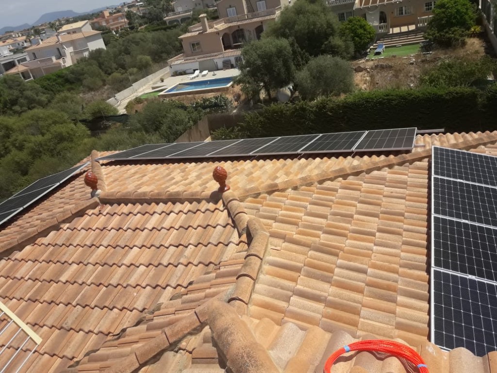 Instalación fotovoltaica realizada por Mac10