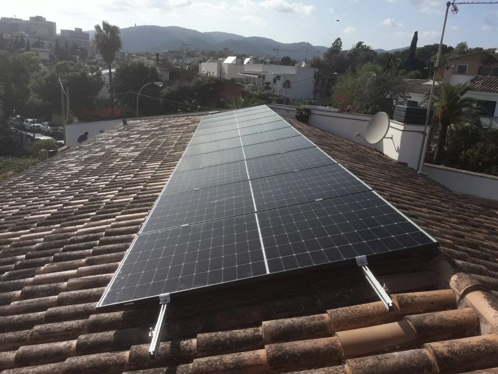 Placas solares instaladas por Mac10
