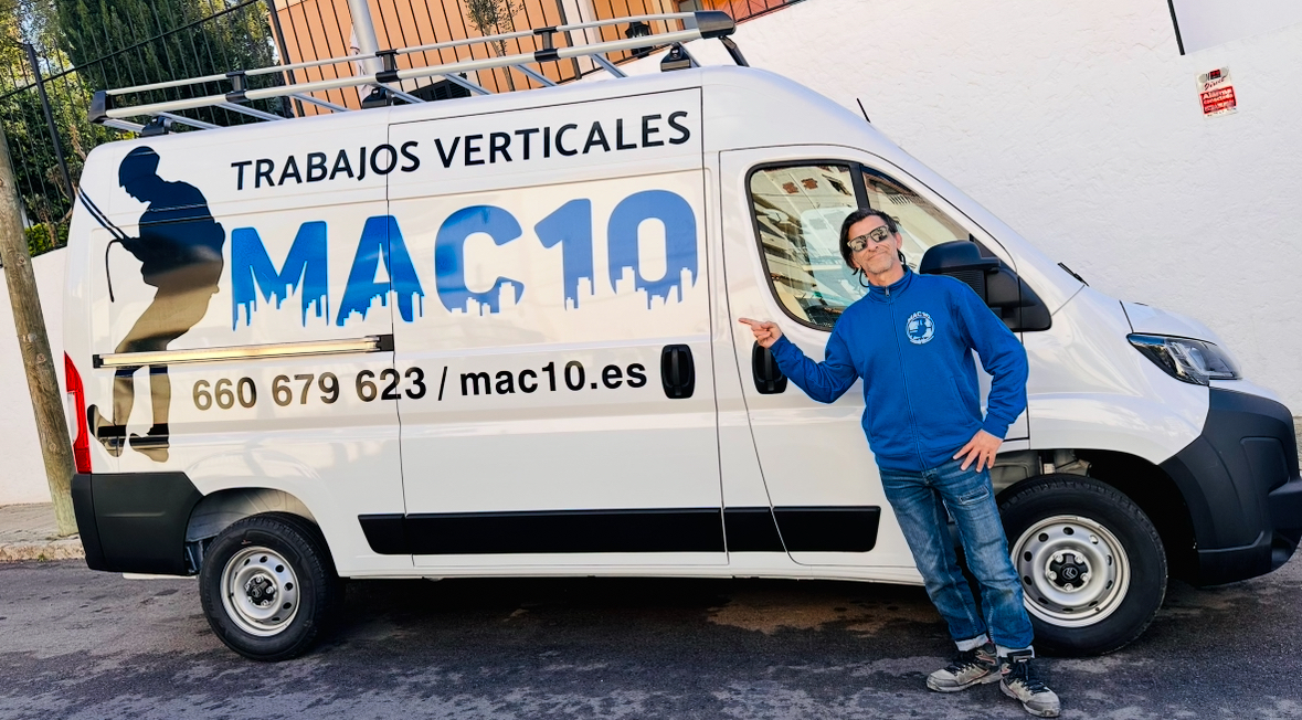 Flota de vehículos de MAC10 Trabajos Verticales